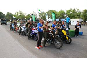 BIB: 
                            <button type="button" onclick="openModal(3564179)" class="btn btn-primary btn-sm float-right btn-popup" data-toggle="modal" data-target=".modal-high-quality">
                        <i class="fas fa-shopping-cart"></i> Add to Cart
                    </button>
                                            <button type="button" onclick="isThisMe(3564179, true)" class="btn btn-success btn-sm float-right btn-popup btn-isme hidden" data-toggle="tooltip" data-placement="bottom" title="นี่คือรูปของคุณใช่ไหม คลิกที่นี่เพื่อเอาเข้าอัลบั้ม">
                        <i class="fas fa-plus"></i> Add to album
                    </button>
                    <button type="button" onclick="isThisMe(3564179, false)" class="btn btn-warning btn-sm float-right btn-popup btn-isnotme hidden">
                        <i class="fas fa-ban"></i> Remove from album
                    </button>